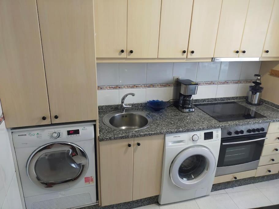 Berishift Apartment Оуренсе Екстериор снимка